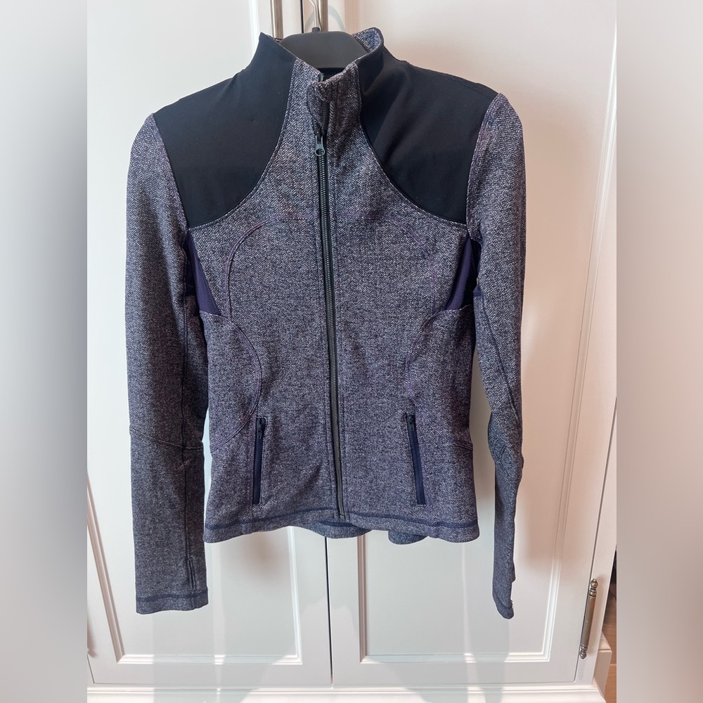 Lululemon athletica Define Jacket size 8